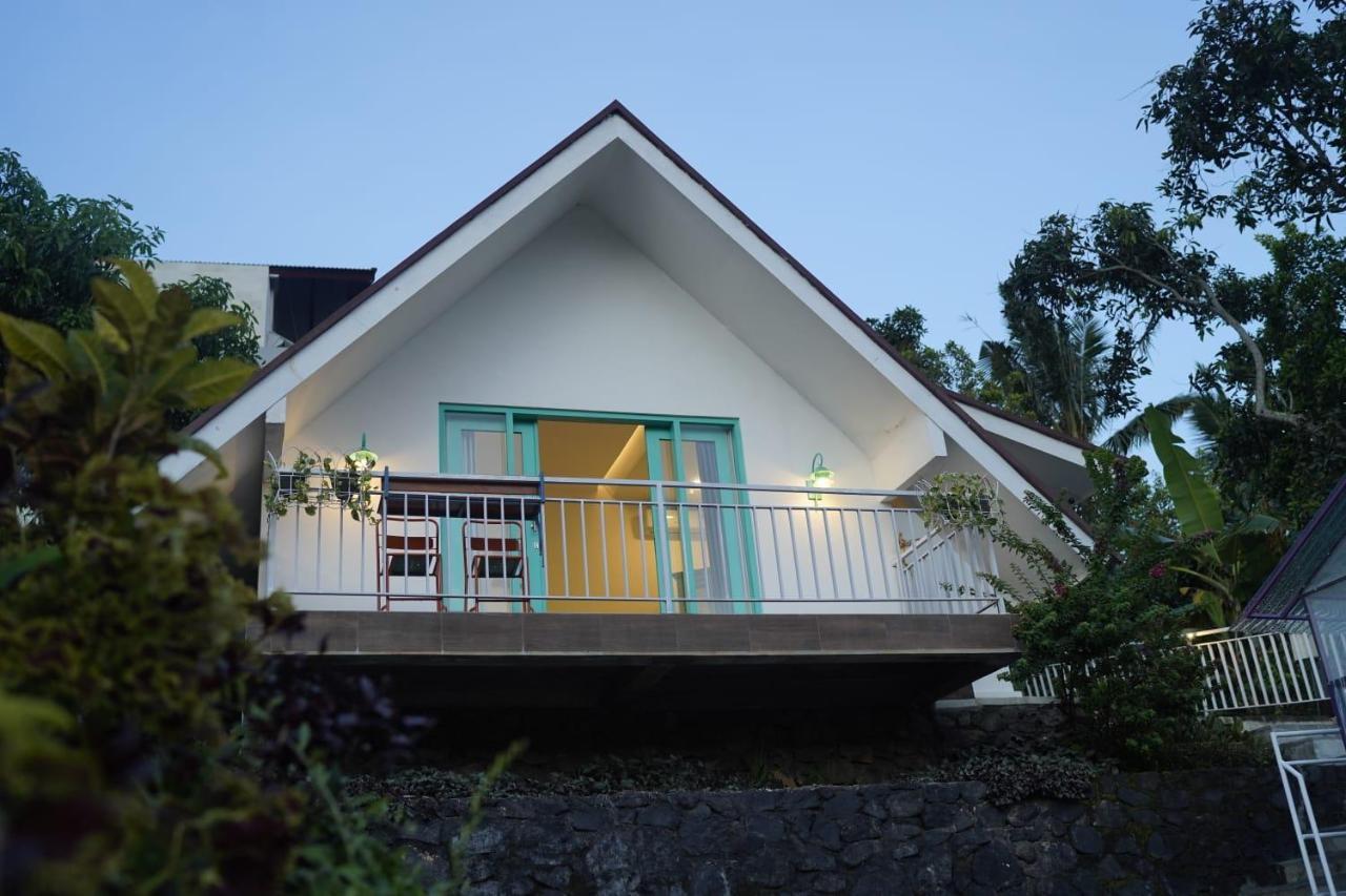 Ling & Louie'S Mountain Villa Mayong Exterior photo