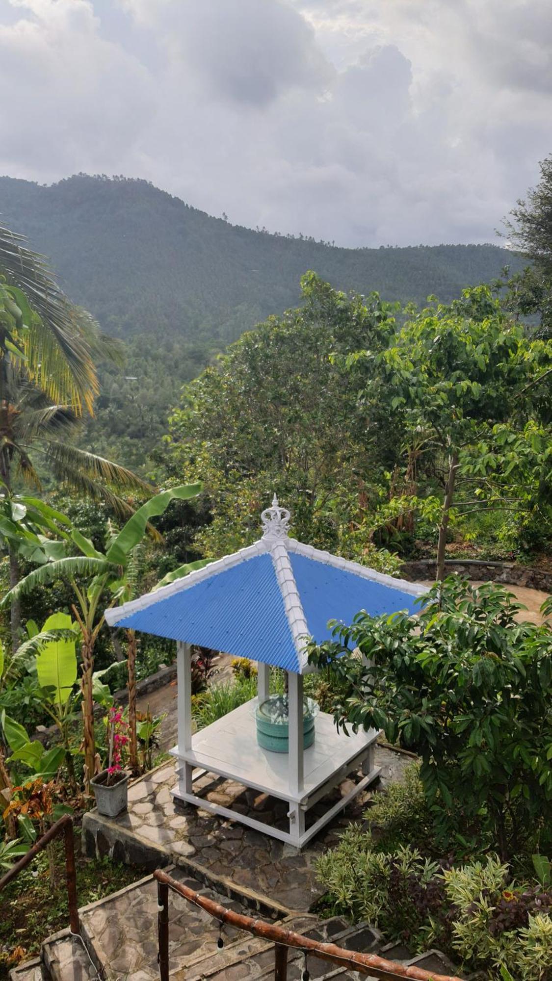 Ling & Louie'S Mountain Villa Mayong Exterior photo